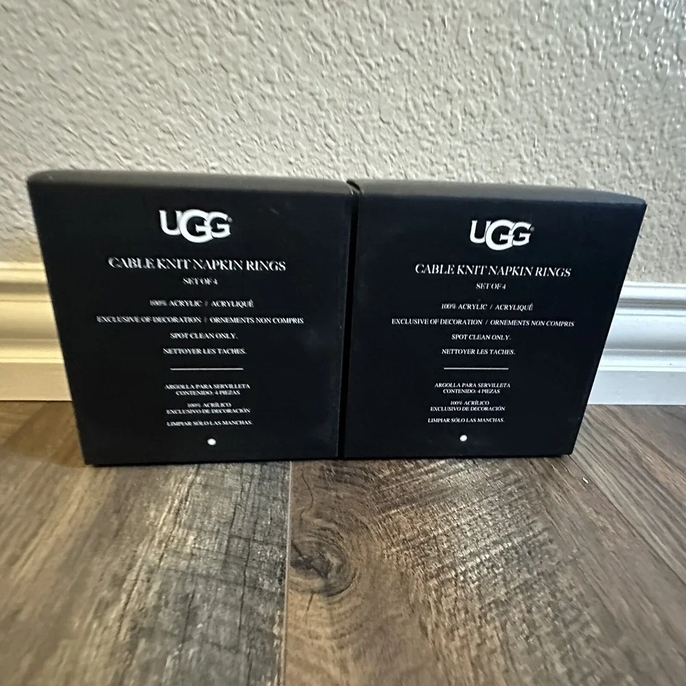 UGG classic cable
